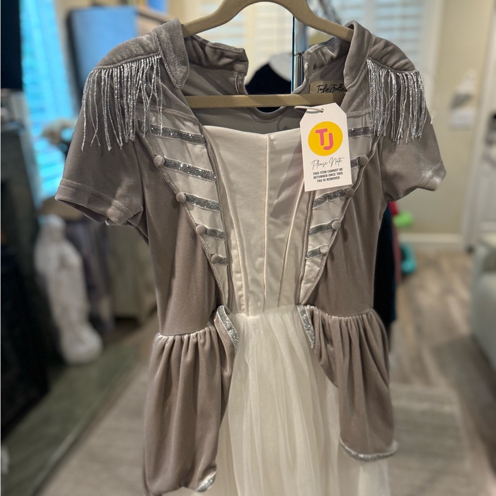 Taylor Joelle Gray and White Dress with Fringe Details